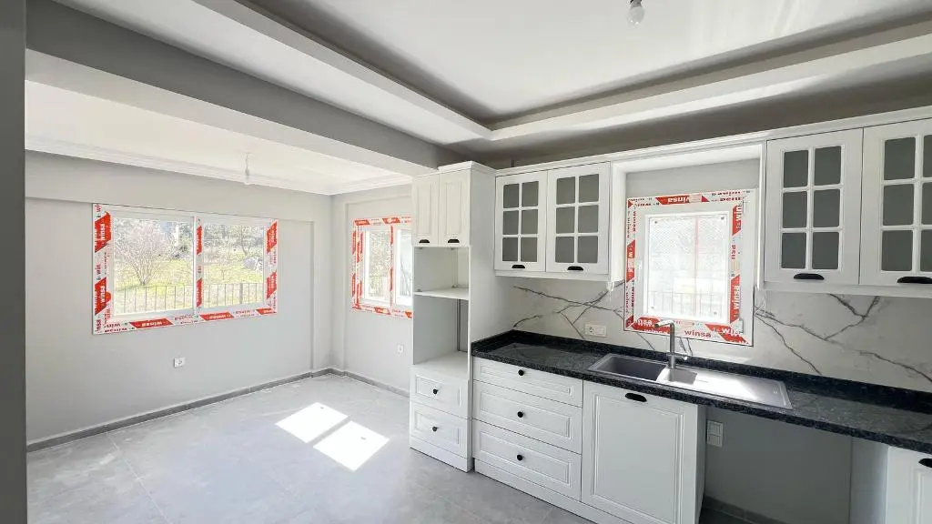 Fitted kitchen